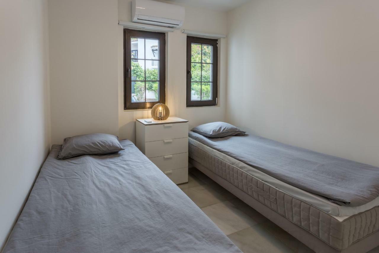 Aldea Blanca Puerto Banus Apartment มาร์เบยา ภายนอก รูปภาพ